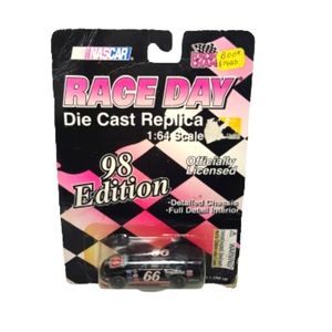 1998 Racing Champions #66 (race day).